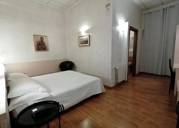 Szálloda Julia Trevi - Spagna Róma